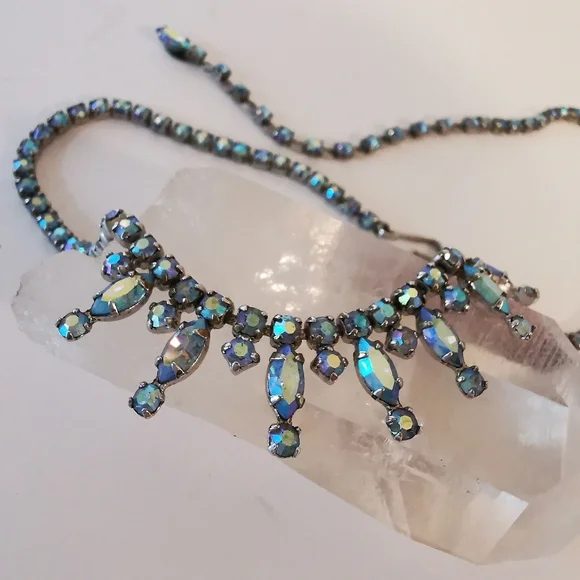 Vintage Sherman aurora borealis iridescent blue rhinestone necklace - Picture 4 of 7